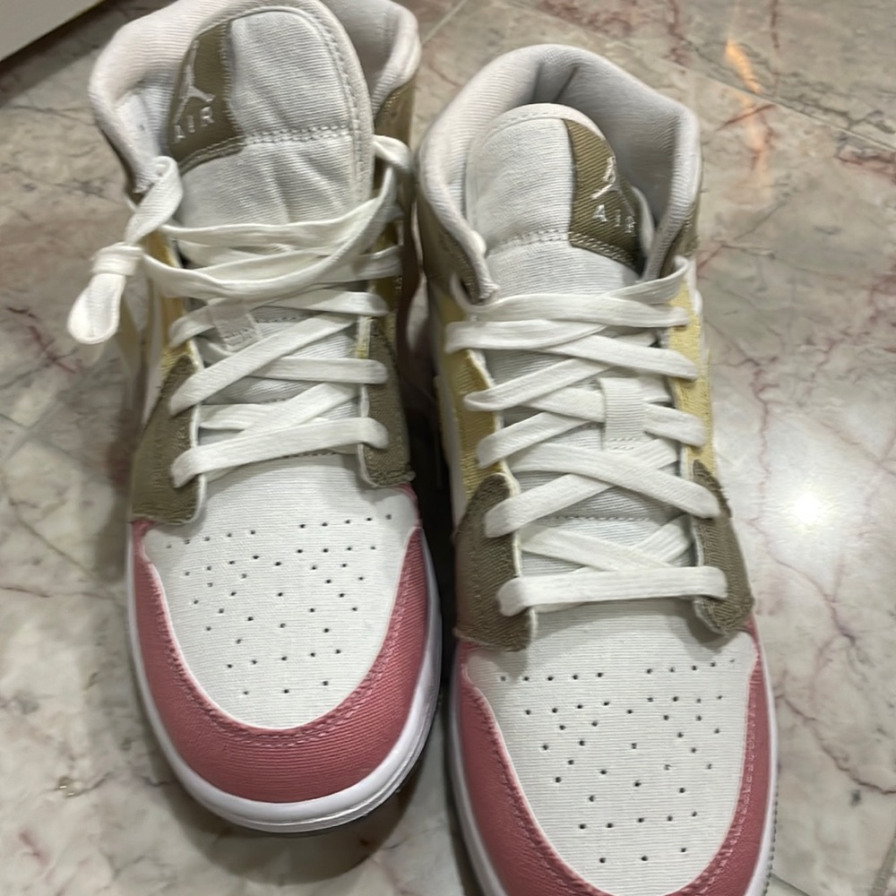 Nike Air Jordan 1 Mid SE GS 6.5 women’s 8 dj0338-100